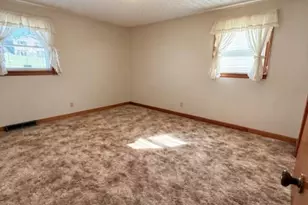 1559 Jordan Dr, Winston-Salem, NC 27105 - Photo 11