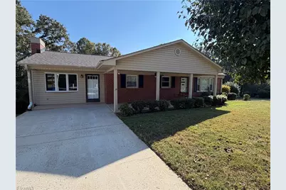 1516 W Fairfield Drive, Mount Airy, NC 27030 - Photo 3