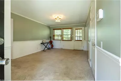 3006 Saxon Place, Greensboro, NC 27406 - Photo 7