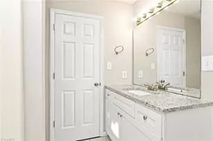 205 Lorraine Dr, Winston-Salem, NC 27107 - Photo 17