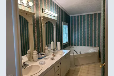 5077 Randleman Road, Greensboro, NC 27406 - Photo 25