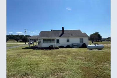 2709 Murray Road, State Road, NC 28676 - Photo 7