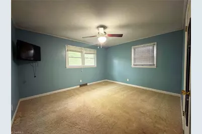 4285 W Pine Street, Mount Airy, NC 27030 - Photo 15