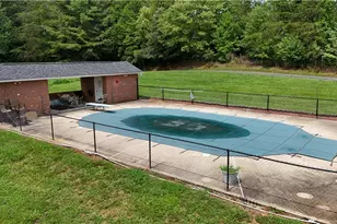 4285 W Pine St, Mount Airy, NC 27030 - Photo 25