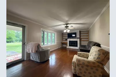 4285 W Pine Street, Mount Airy, NC 27030 - Photo 13