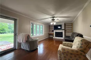 4285 W Pine St, Mount Airy, NC 27030 - Photo 13