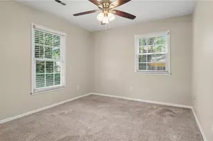 5411 Amberhill Dr, Greensboro, NC 27455 - Photo 9