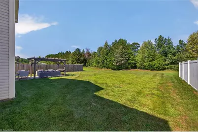 2460 Dog Leg Drive, Winston-Salem, NC 27103 - Photo 35