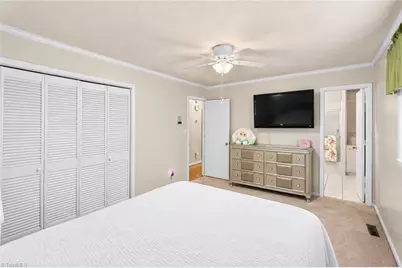 5 Windsor Circle, Thomasville, NC 27360 - Photo 13