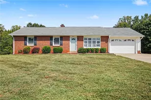 6025 Skylark Rd, Pfafftown, NC 27040 - Photo 1