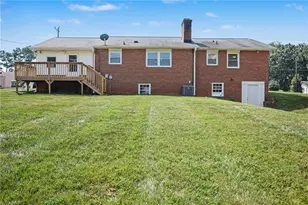 6025 Skylark Rd, Pfafftown, NC 27040 - Photo 23