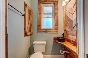 811 N Elm St, Greensboro, NC 27401 - Photo 23