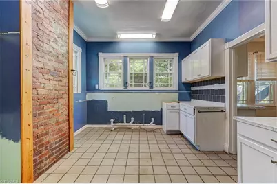 811 N Elm Street, Greensboro, NC 27401 - Photo 19