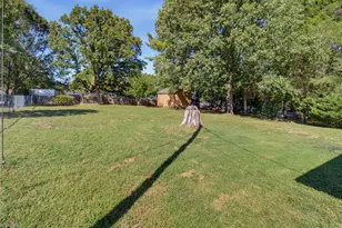 309 Bedford Dr, Eden, NC 27288 - Photo 27