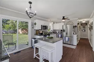 309 Bedford Dr, Eden, NC 27288 - Photo 15