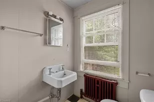912 Spring Garden St, Greensboro, NC 27407 - Photo 13