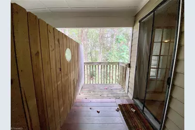 21 Meadowood Glen Way #D, Greensboro, NC 27409 - Photo 13