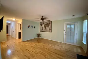21 Meadowood Glen Way, Greensboro, NC 27409 - Photo 5