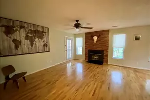 21 Meadowood Glen Way, Greensboro, NC 27409 - Photo 3