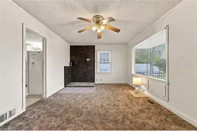 607 Walker Avenue, Graham, NC 27253 - Photo 5