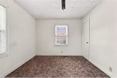 607 Walker Avenue, Graham, NC 27253 - Photo 11
