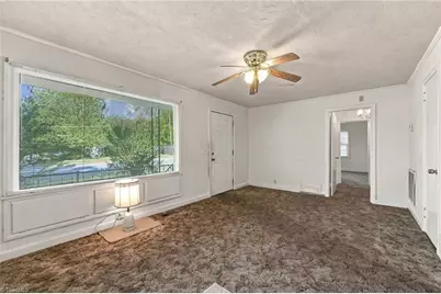 607 Walker Avenue, Graham, NC 27253 - Photo 9