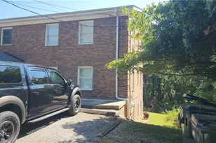 824 Summit St, Walnut Cove, NC 27052 - Photo 3