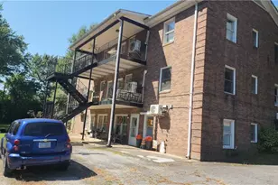 824 Summit St, Walnut Cove, NC 27052 - Photo 5