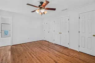 907 Bearhollow Rd, Greensboro, NC 27410 - Photo 29