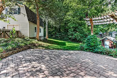 907 Bearhollow Road, Greensboro, NC 27410 - Photo 37