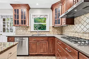 907 Bearhollow Rd, Greensboro, NC 27410 - Photo 25