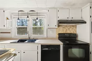 4806 Begonia Rd, Pleasant Garden, NC 27313 - Photo 5