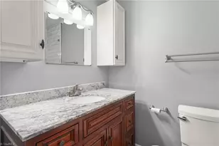914 Ferndale Dr, Thomasville, NC 27360 - Photo 19