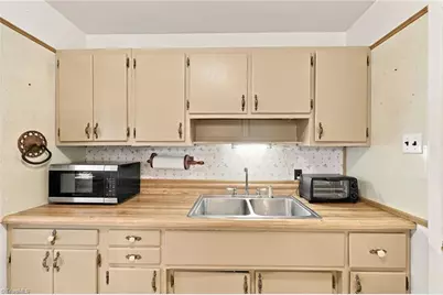 414 Tryon Street, Burlington, NC 27217 - Photo 9