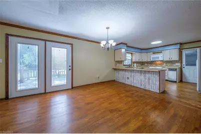 5917 Hickory Grove Road, Greensboro, NC 27409 - Photo 9
