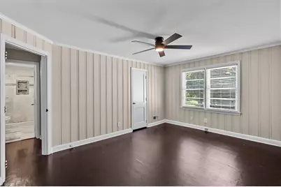 110 Mayflower Drive, Greensboro, NC 27403 - Photo 19