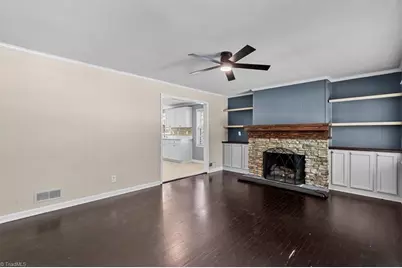 110 Mayflower Drive, Greensboro, NC 27403 - Photo 5