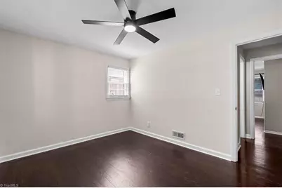 110 Mayflower Drive, Greensboro, NC 27403 - Photo 29