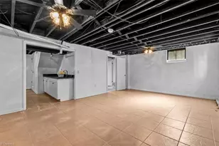 110 Mayflower Dr, Greensboro, NC 27403 - Photo 37