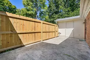 4614 Lawndale Dr, Greensboro, NC 27455 - Photo 29