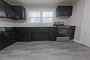 1123 Tabor St, High Point, NC 27262 - Photo 3