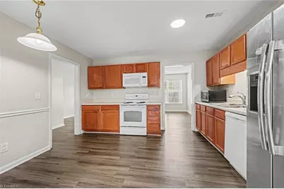 2044 Waterstone Lane, High Point, NC 27265 - Photo 9