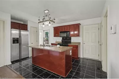 1015 Northview Drive, Sanford, NC 27332 - Photo 11