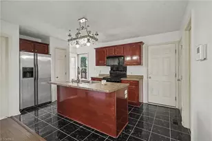 1015 Northview Dr, Sanford, NC 27332 - Photo 11