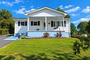 1013 Frank St, Mount Airy, NC 27030 - Photo 1
