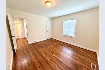 2735 Stratford Drive, Greensboro, NC 27408 - Photo 19