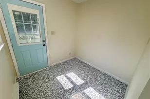 2735 Stratford Dr, Greensboro, NC 27408 - Photo 25