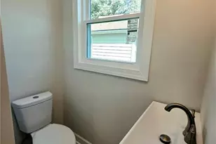 910 Dillard St, Greensboro, NC 27403 - Photo 11