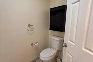 6721 River Hills Dr, Greensboro, NC 27410 - Photo 3