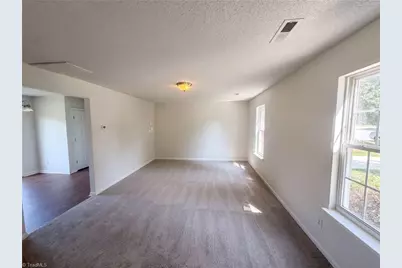6008 White Chapel Way, Greensboro, NC 27405 - Photo 3